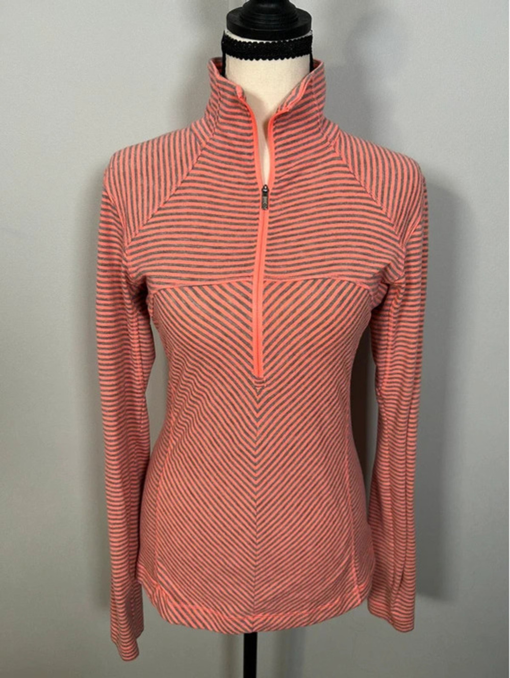 Columbia Omni-Wick Striped 1/4 Zip Pullover XS Coral Gray Athletic Top